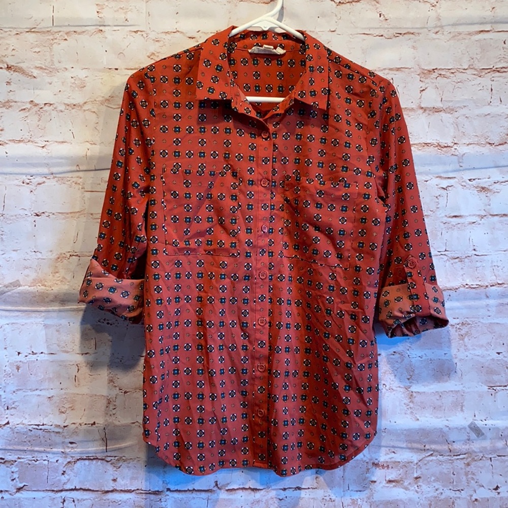 Olive and Oak geometric roll tab sleeves button XS
